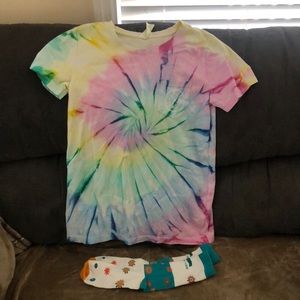 Sand cloud t shirt and socks